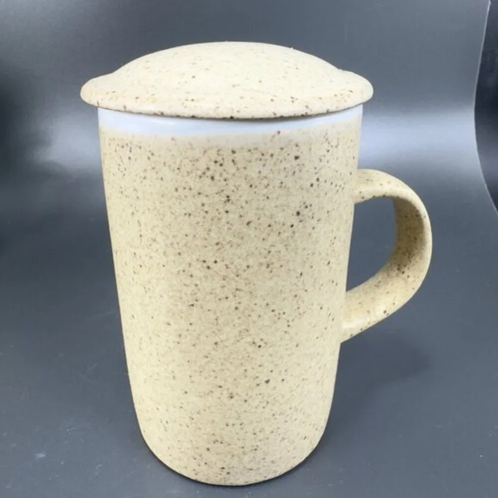 Ceramic Mugs vintage hand